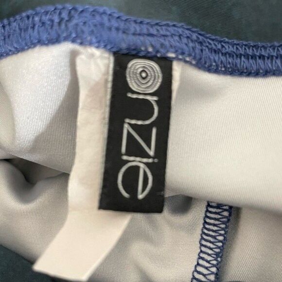 Onzie Women's Blue Graphic Tie Dye Midi Flow Leggings Size Medium - Picture 7 of 12